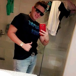 Meet your Posher, Mauricio